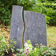 Grabstein "Gasherbrum" gedenkstein.design gedenkstein.design