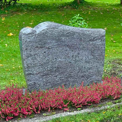 Grabstein "Rakaposhi" gedenkstein.design gedenkstein.design