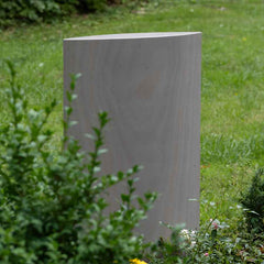 Grabstein "Sajama" gedenkstein.design   gedenkstein.design